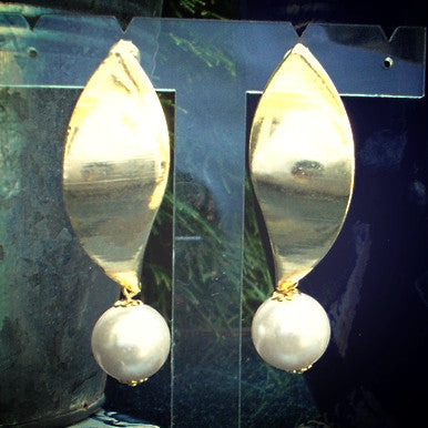 18ct Gold Plated Large Pearl Effect Drop Leaf Earrings