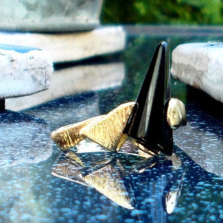 18ct Gold Plated Ring with Black Stone Effect Cone