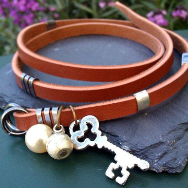 Brown Wrap-Around Leather Bracelet with Pearl and Key
