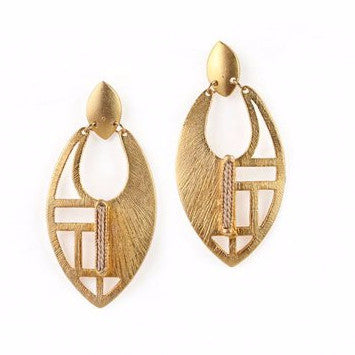 Gold Plated Contemporary Metal Earrings with Buriti Palm Straw Detail