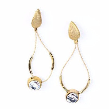 Gold Plated Metal and Large Strass Stone Earrings with Buriti Palm Straw Detail